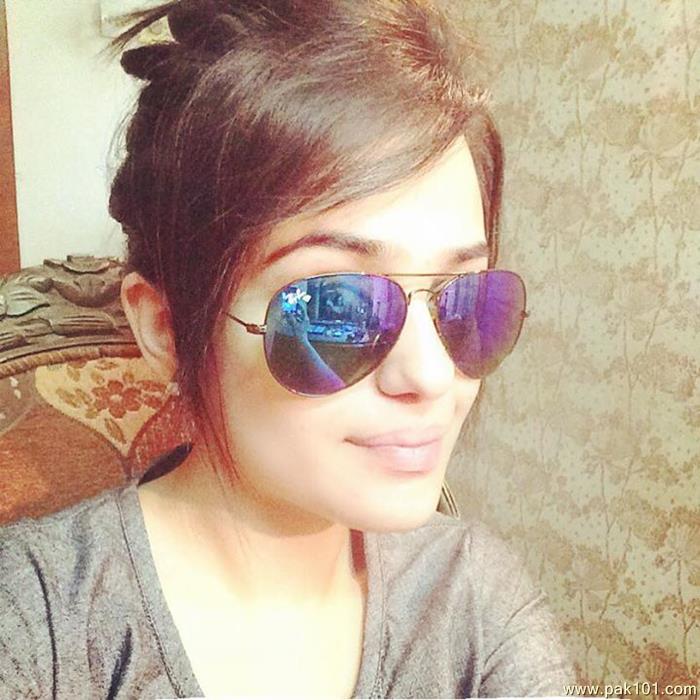 Sumbul Iqbal -Pakistani Female Television Actress Celebrity