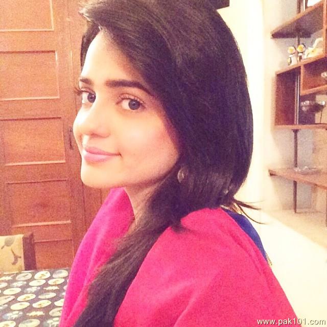 Sumbul Iqbal -Pakistani Female Television Actress Celebrity
