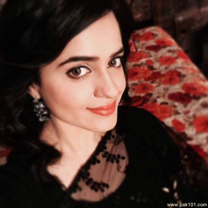 Sumbul Iqbal -Pakistani Female Television Actress Celebrity