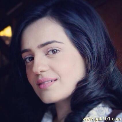 Sumbul Iqbal -Pakistani Female Television Actress Celebrity