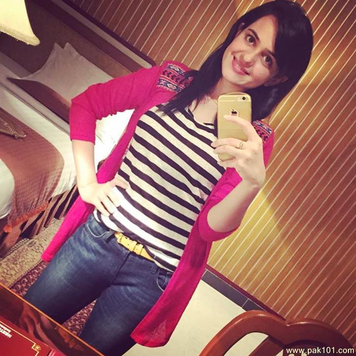 Sumbul Iqbal -Pakistani Female Television Actress Celebrity