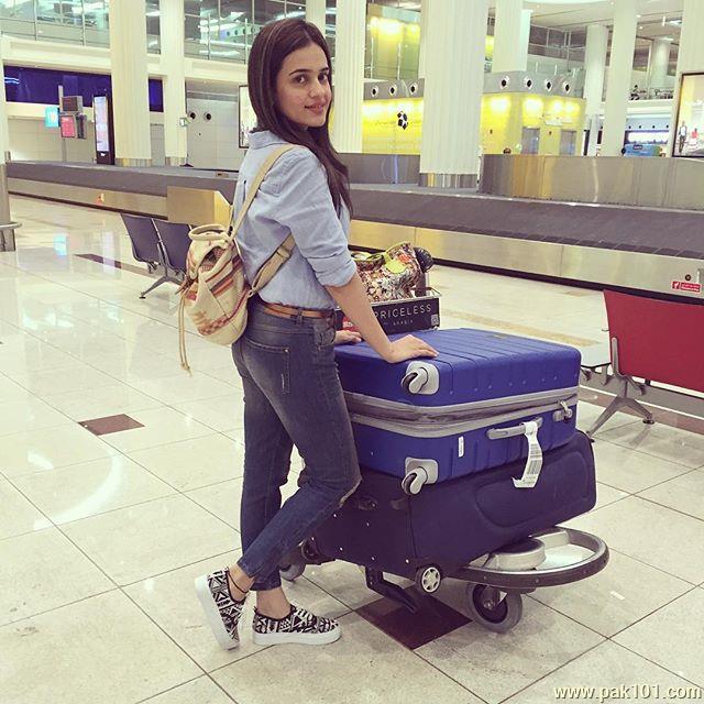 Sumbul Iqbal -Pakistani Female Television Actress Celebrity