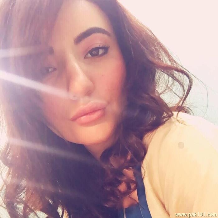 Zainab Jamil -Pakistani Female Model, Host, Anchor And Television Actress Celebrity