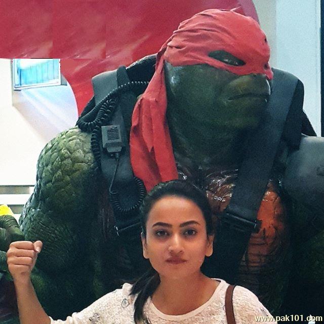 Zarnish Khan -Pakistani Television Drama Actress Celebrity