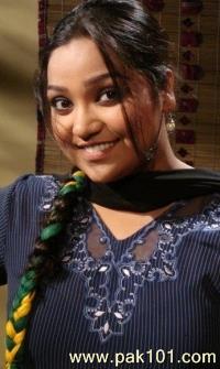 Uroosa Siddiqui -Pakistani Comedian Celebrity