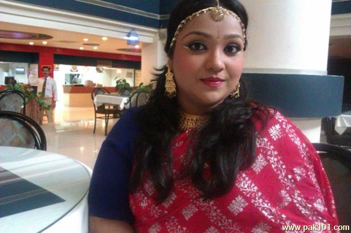 Uroosa Siddiqui -Pakistani Comedian Celebrity