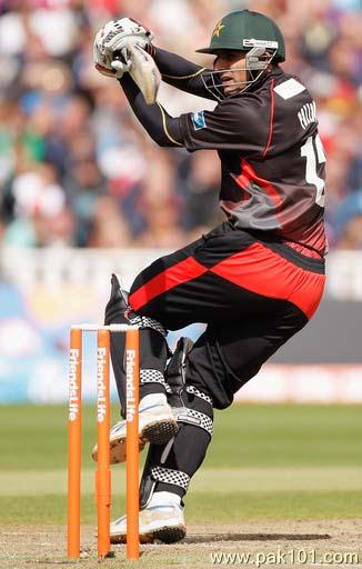Gallery > Cricketers > Abdul Razzaq > Abdul Razzaq high quality! Free ...