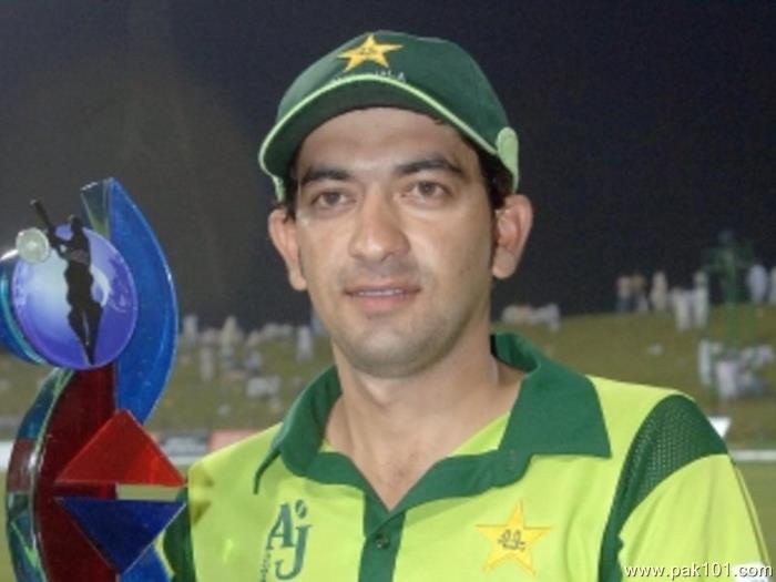 Hasan Raza -Pakistani Cricket Player