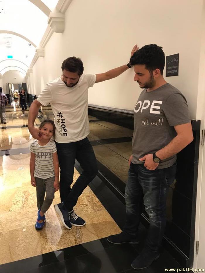Shahid Khan Afridi -Pakistani Cricket Player Celebrity