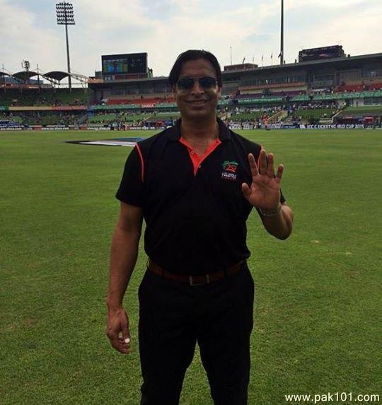 Shoaib Akhtar -Pakistani Cricket Team Fast Bowler