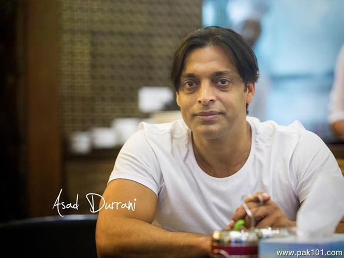 Shoaib Akhtar -Pakistani Cricket Team Fast Bowler