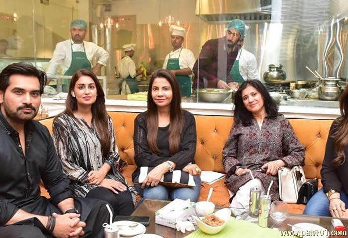 Pakistani Celebrities Having Dinner At New Restaurant Of Iqrar Ul Hassan