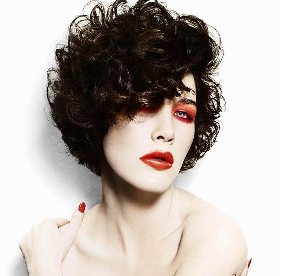 Medium Curly Hairstyle