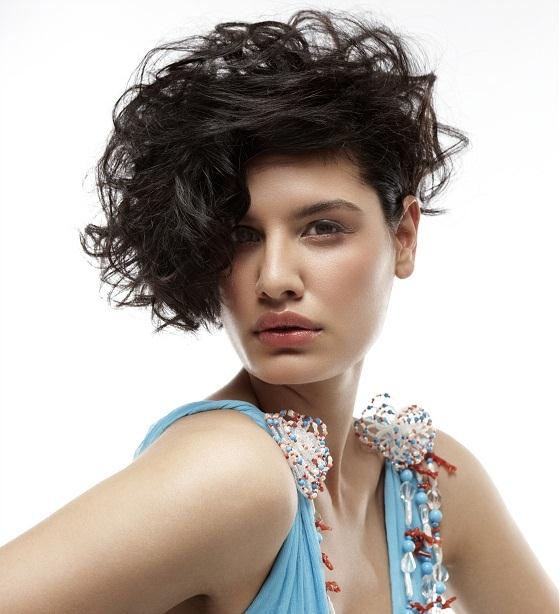 Medium Curly Hairstyle