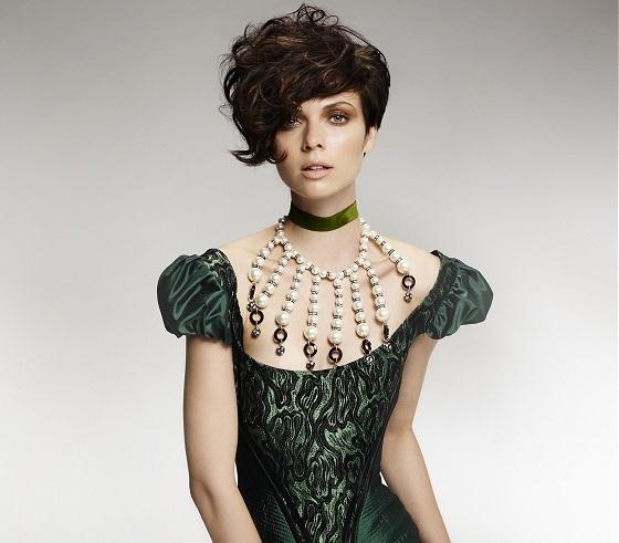 Medium Curly Hairstyle