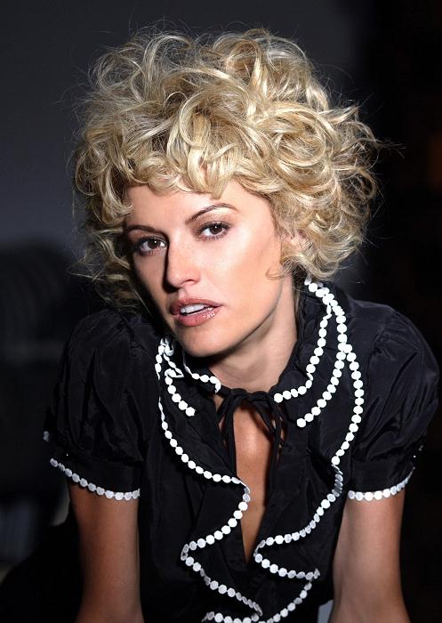 Medium Curly Hairstyle