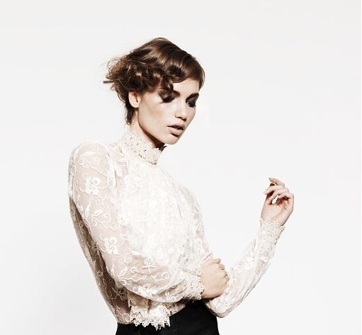 Short Curly Hairstyle