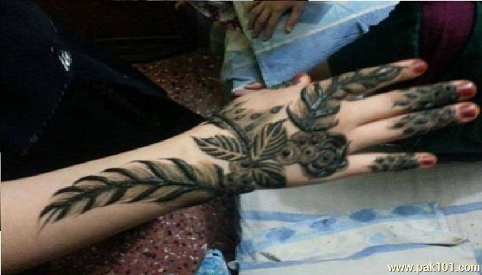 Mehndi design for hands