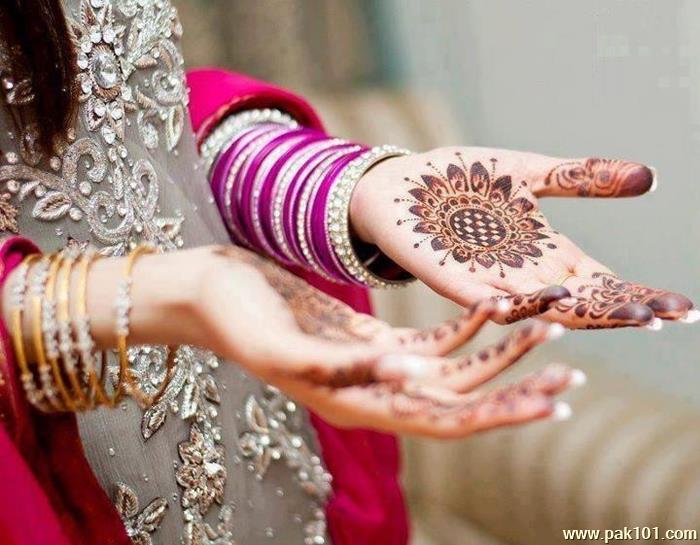 Mehndi Design For Hands