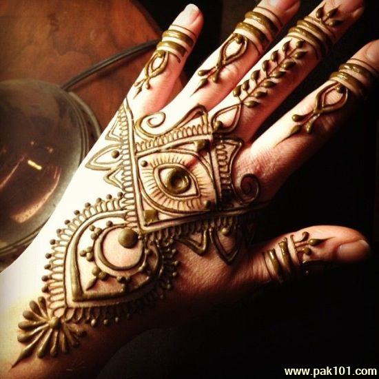 Mehndi Design For Hands