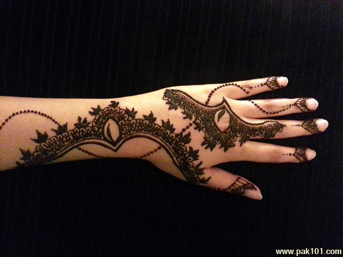Mehndi design for hands