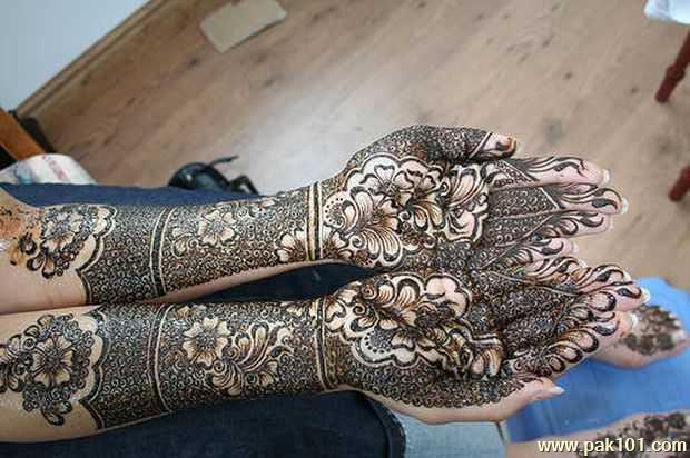 Mehndi Design For Hands