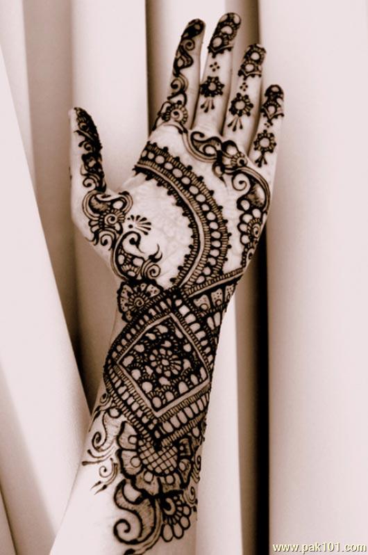 Mehndi Design For Hands