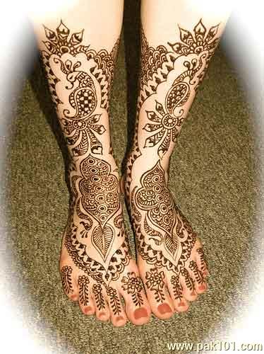 Mehndi Design For Legs