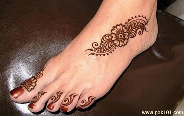 Mehndi Design For Legs