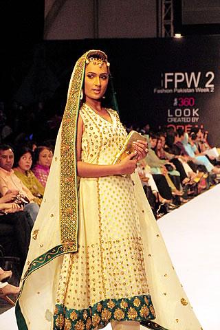 Anum Siraj''s Frok collection