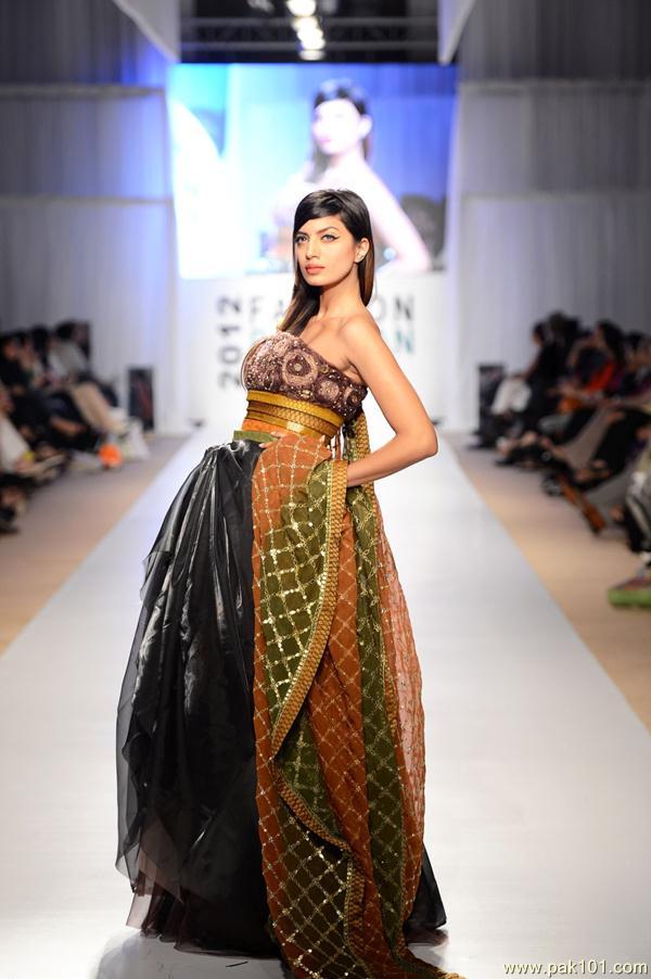 Ayesha Hassan on Fashion Pakistan Week 2012