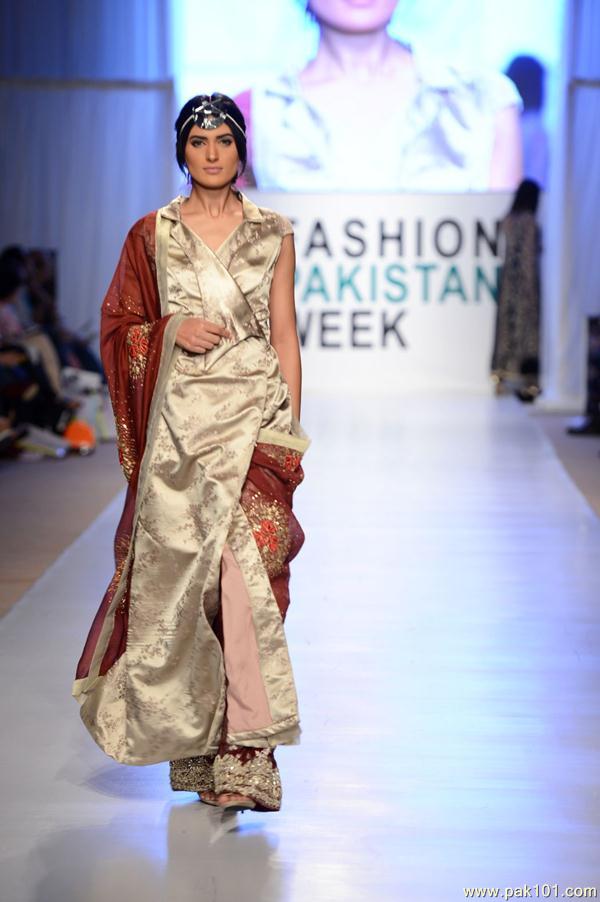 Ayesha Hassan on Fashion Pakistan Week 2012
