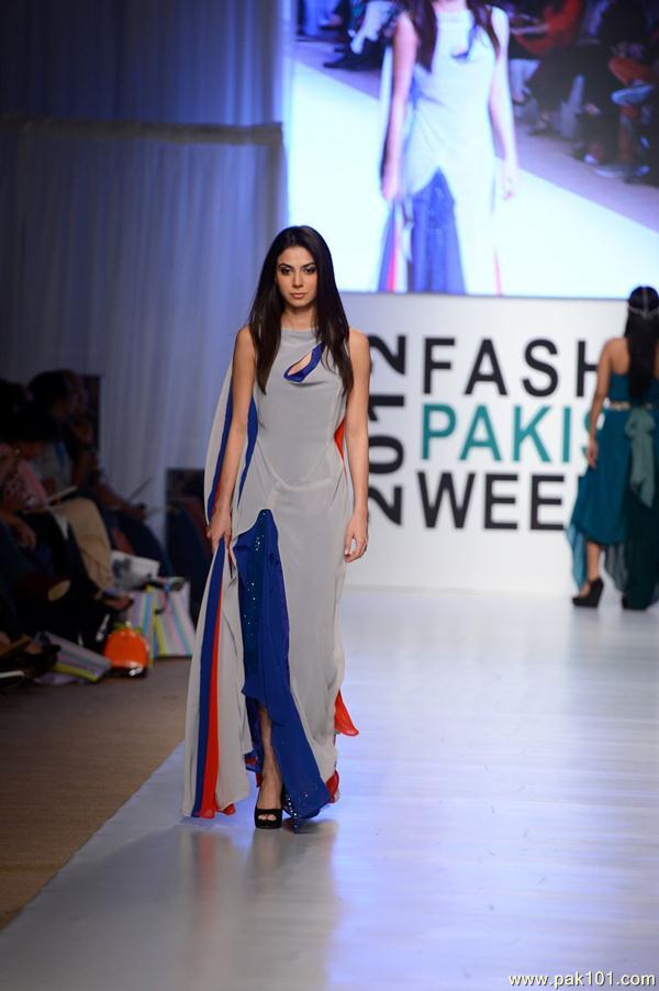 Ayesha Hassan on Fashion Pakistan Week 2012
