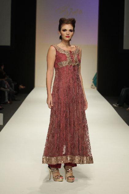 Bisma Ahmed''s Islamabad Fashion Week 