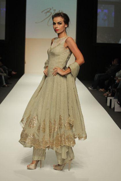 Bisma Ahmed''s Islamabad Fashion Week 