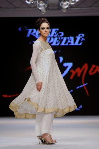 Bisma Ahmed''s Islamabad Fashion Week 