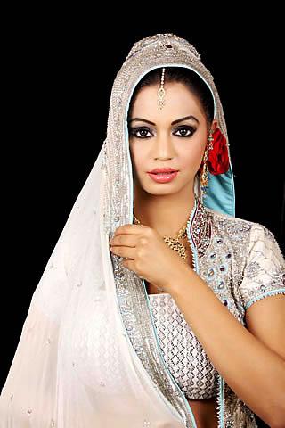 Farheen Surmawala''s Bridal Outlook 