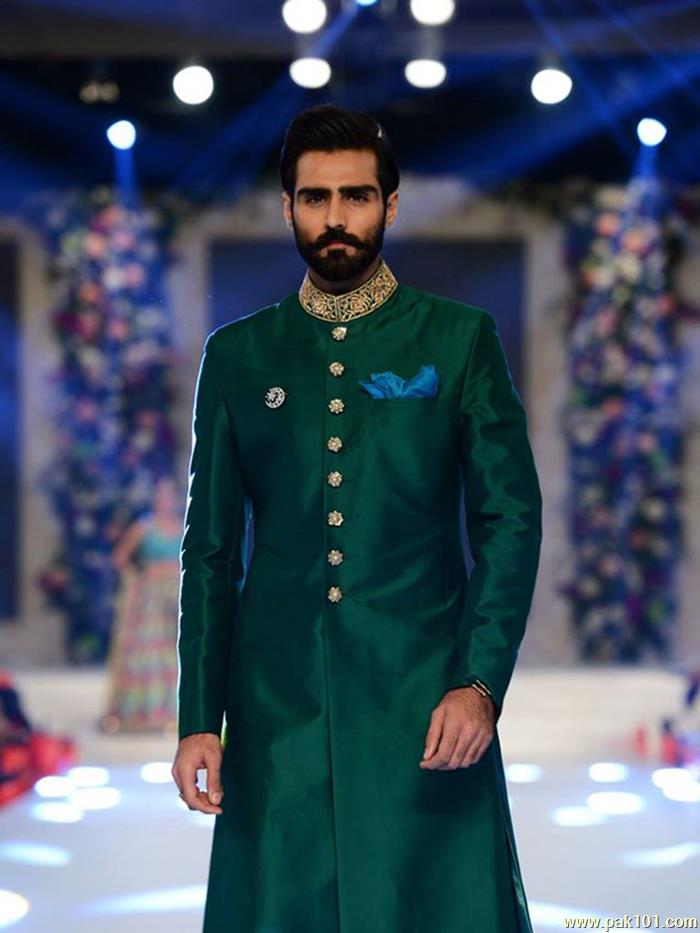 Abid Saleem - Pakistani Fashion Photographer