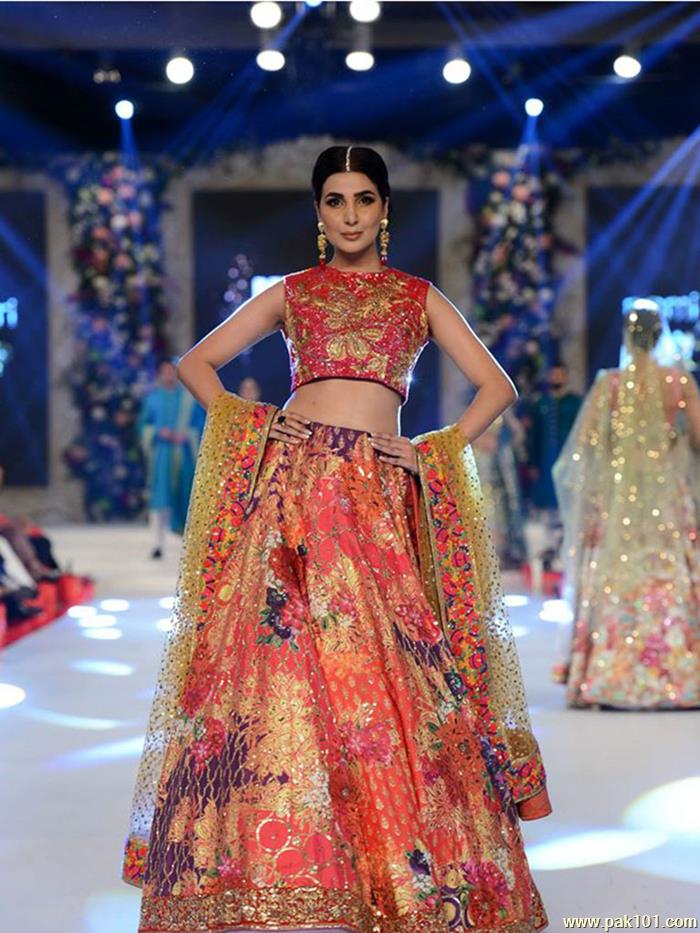 Abid Saleem - Pakistani Fashion Photographer