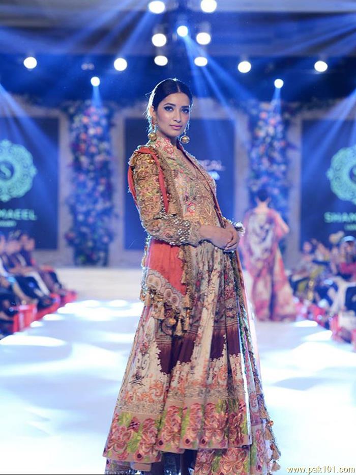 Abid Saleem - Pakistani Fashion Photographer