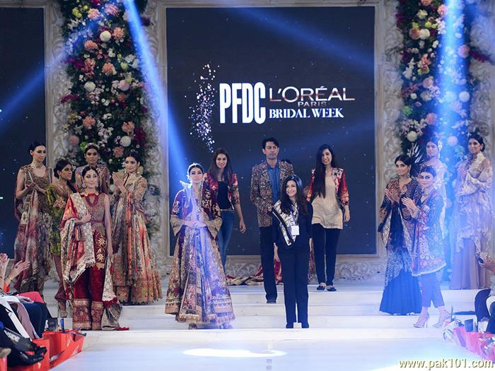 Abid Saleem - Pakistani Fashion Photographer