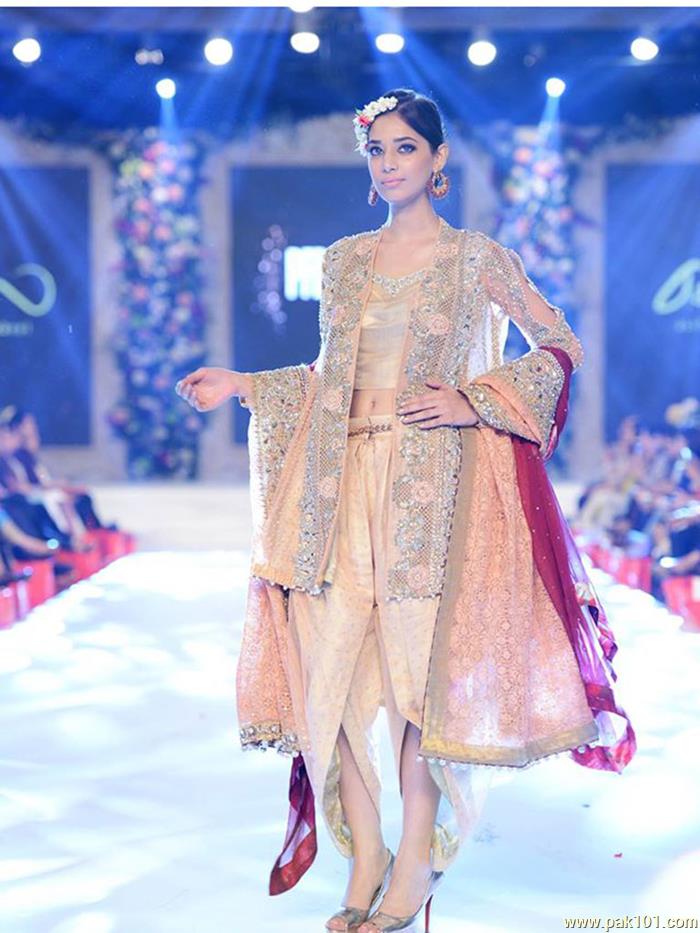 Abid Saleem - Pakistani Fashion Photographer