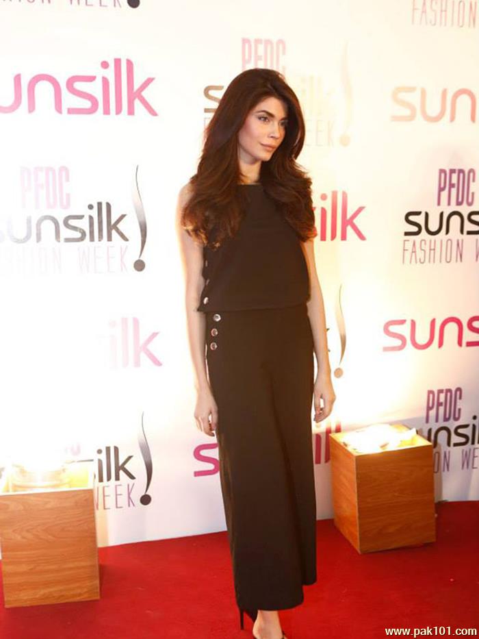 Abid Saleem Fashion Photogaphy