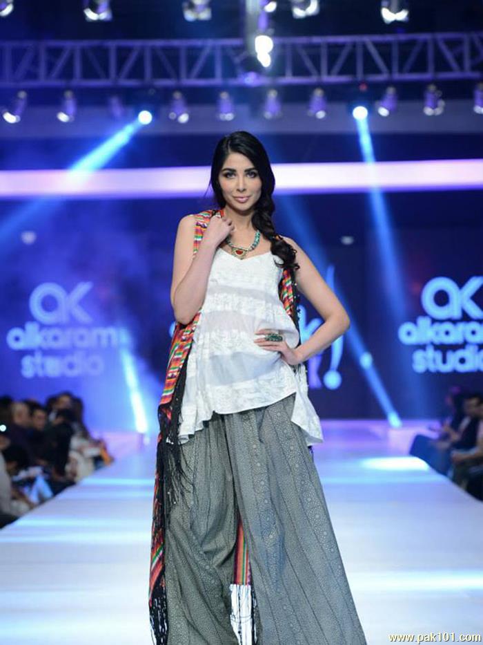 Abid Saleem Fashion Photogaphy