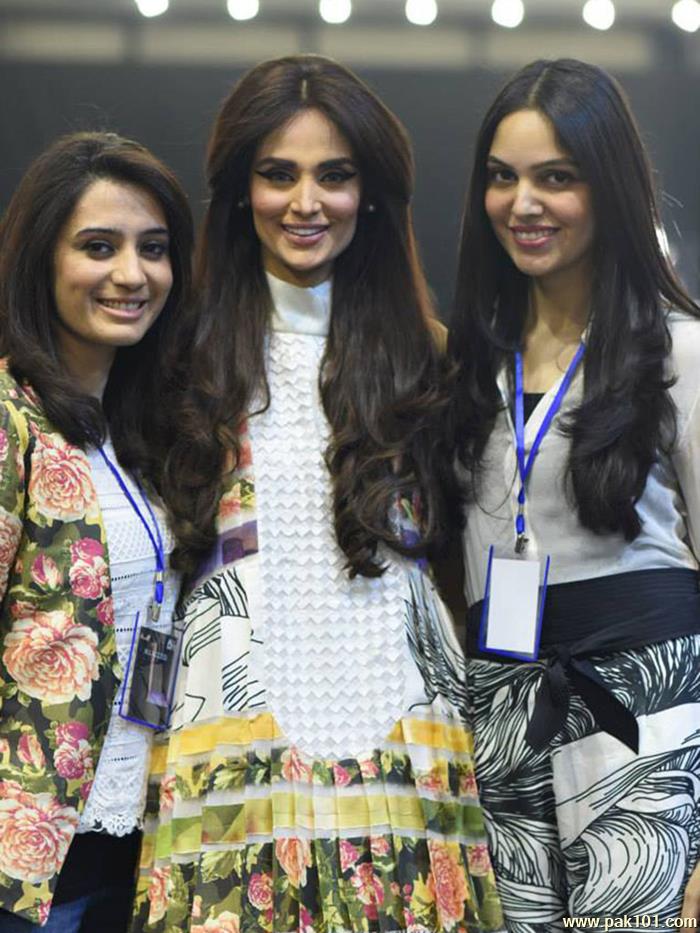 Abid Saleem Fashion Photogaphy