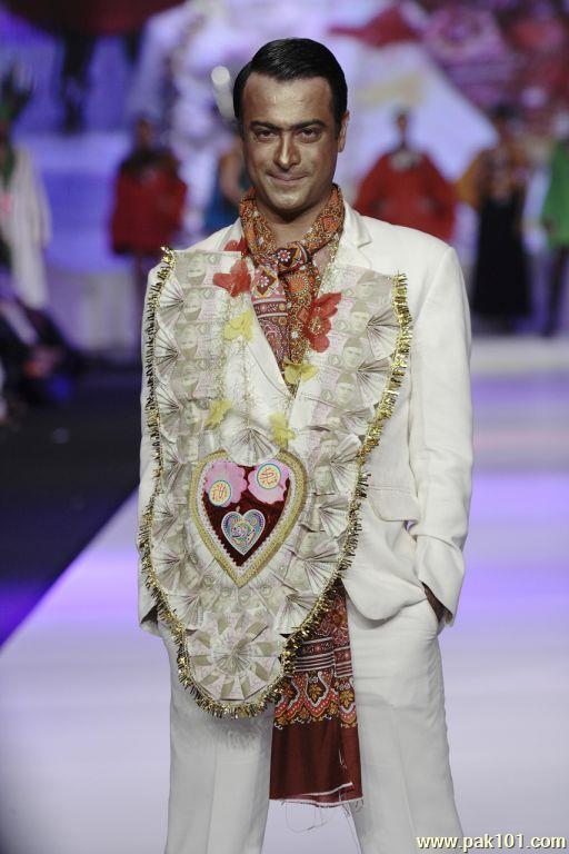 Abid Saleem Fashion Photographs