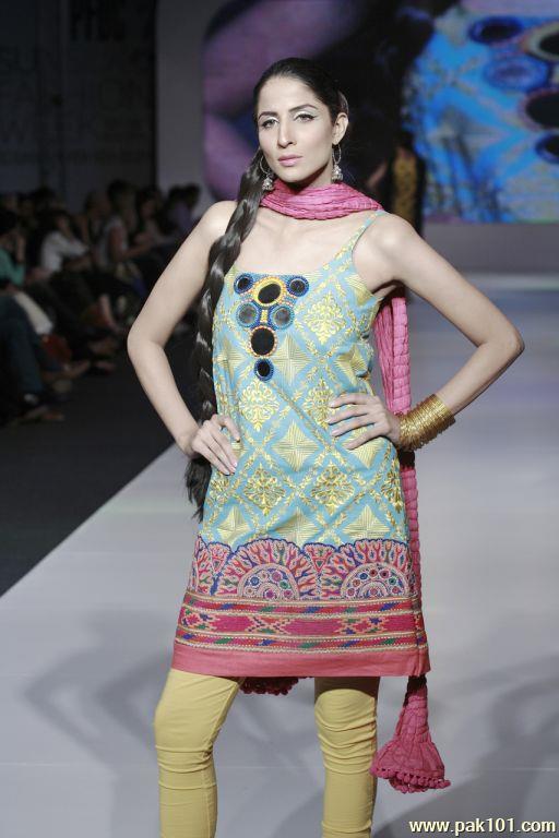 Abid Saleem Fashion Photographs