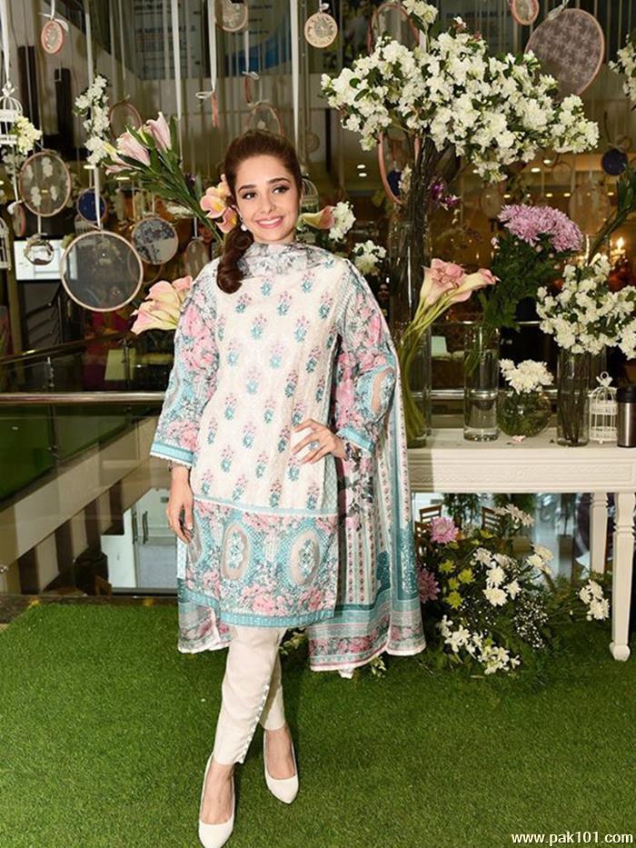 Abid Saleem Fashion Photography