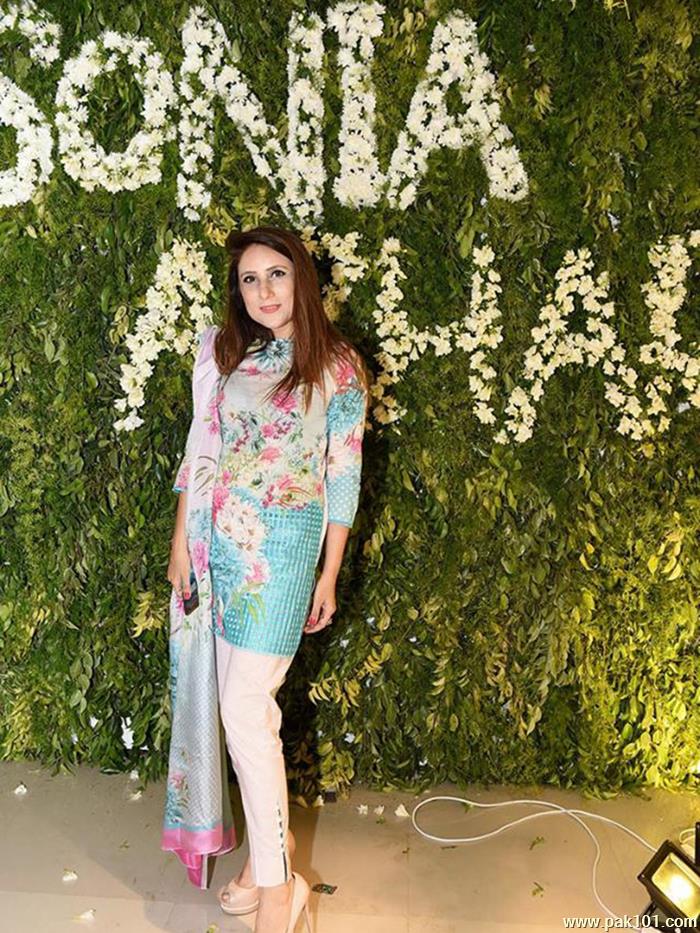 Abid Saleem Fashion Photography