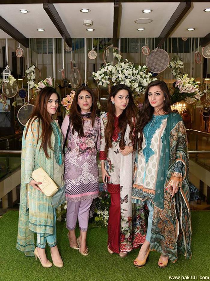 Abid Saleem Fashion Photography